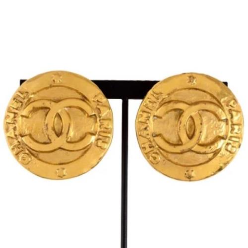 Pre-owned Metal chanel-jewelry Chanel Vintage , Yellow , Dames