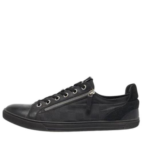 Pre-owned Leather sneakers Louis Vuitton Vintage , Black , Heren