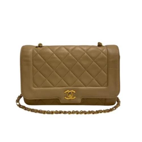 Pre-owned Leather chanel-bags Chanel Vintage , Beige , Dames