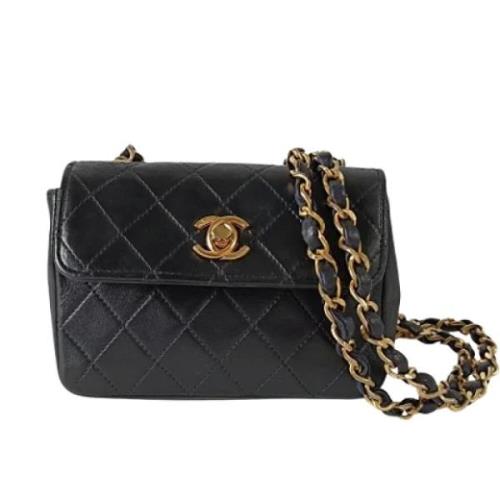 Pre-owned Leather crossbody-bags Chanel Vintage , Black , Dames