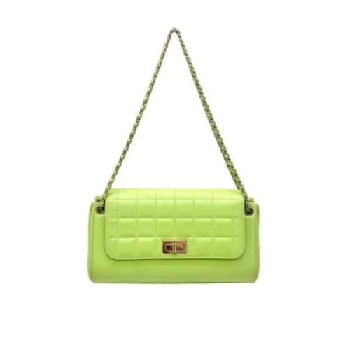 Pre-owned Leather chanel-bags Chanel Vintage , Green , Dames