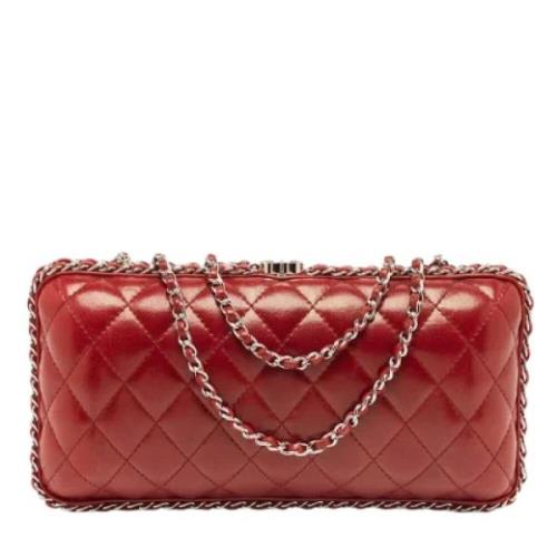 Pre-owned Leather clutches Chanel Vintage , Red , Dames