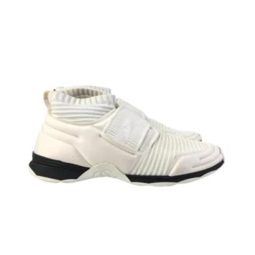 Pre-owned Fabric sneakers Chanel Vintage , White , Dames