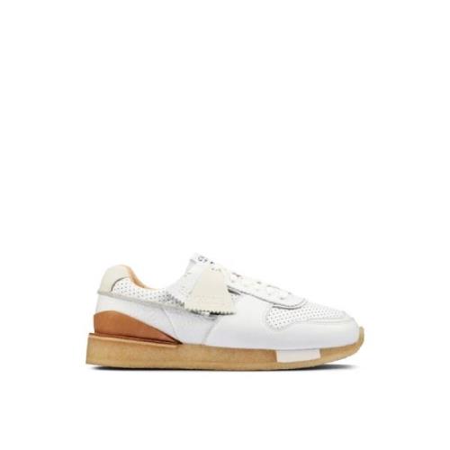 Witte Leren Sneakers Logo Rubberen Zool Clarks , White , Dames