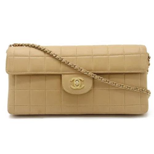 Pre-owned Leather crossbody-bags Chanel Vintage , Beige , Dames