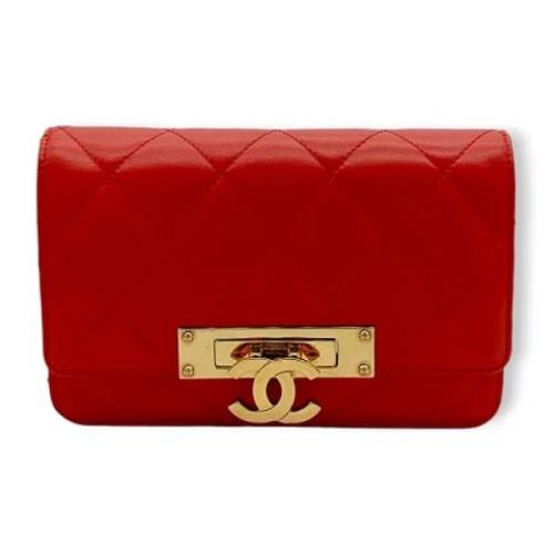 Pre-owned Leather wallets Chanel Vintage , Red , Dames