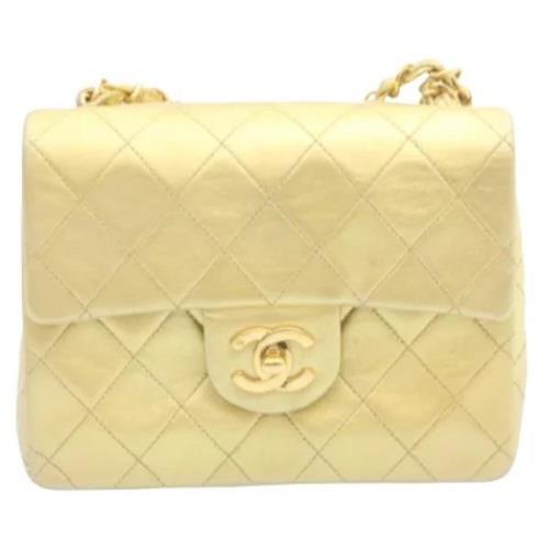 Pre-owned Leather chanel-bags Chanel Vintage , Yellow , Dames