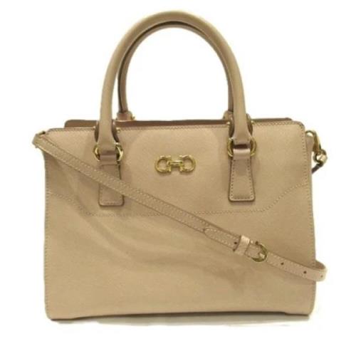 Pre-owned Leather handbags Salvatore Ferragamo Pre-owned , Beige , Dam...