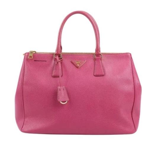 Pre-owned Leather handbags Prada Vintage , Pink , Dames