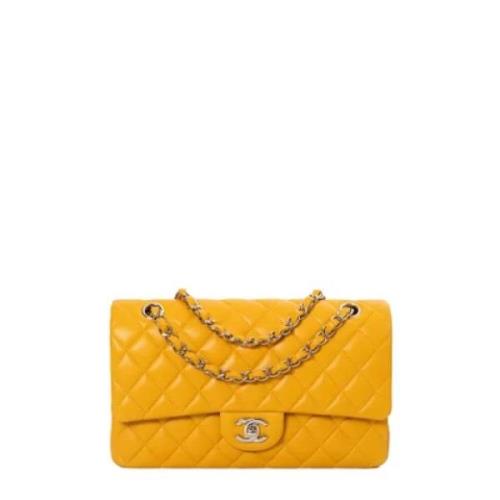 Pre-owned Leather chanel-bags Chanel Vintage , Yellow , Dames