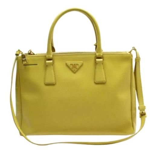 Pre-owned Leather prada-bags Prada Vintage , Green , Dames