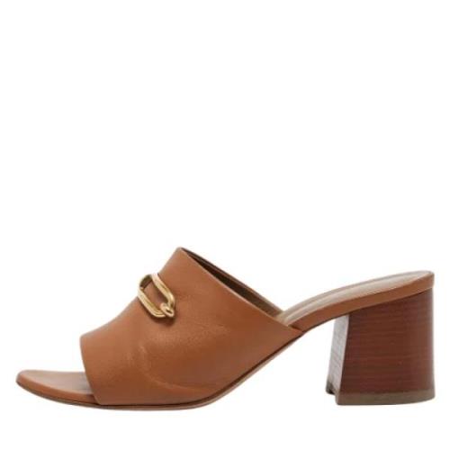 Pre-owned Leather sandals Hermès Vintage , Brown , Dames