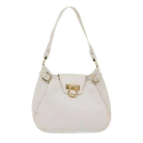 Pre-owned Leather shoulder-bags Salvatore Ferragamo Pre-owned , White ...