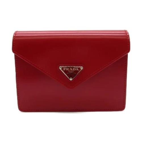 Pre-owned Leather clutches Prada Vintage , Red , Dames