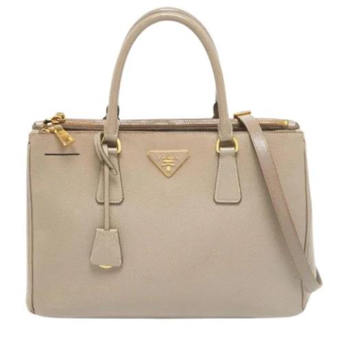 Pre-owned Leather prada-bags Prada Vintage , Gray , Dames