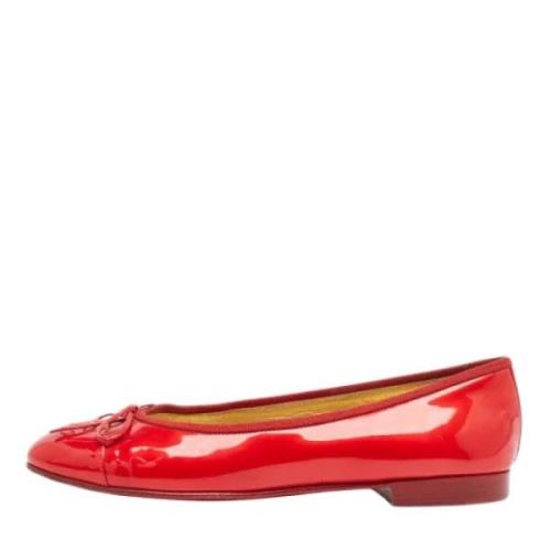 Pre-owned Leather flats Chanel Vintage , Red , Dames