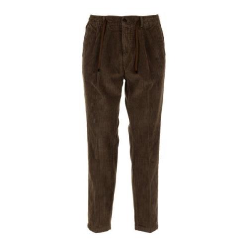 Bruine Slim Tapered One Pleat Broek Cruna , Brown , Heren