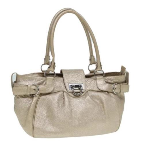 Pre-owned Leather shoulder-bags Salvatore Ferragamo Pre-owned , Gray ,...