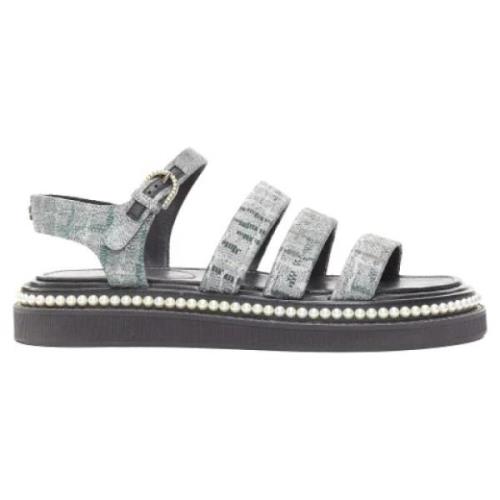 Pre-owned Cotton sandals Chanel Vintage , Gray , Dames