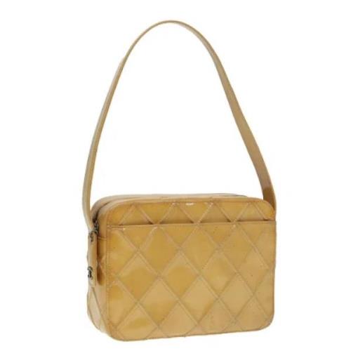 Pre-owned Canvas chanel-bags Chanel Vintage , Yellow , Dames