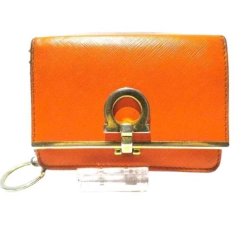 Pre-owned Leather wallets Salvatore Ferragamo Pre-owned , Orange , Dam...