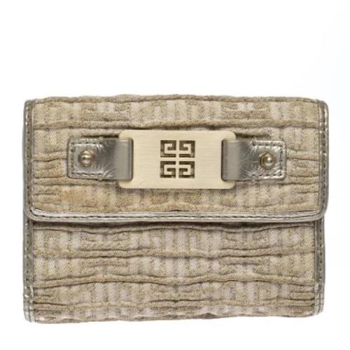 Pre-owned Leather wallets Givenchy Pre-owned , Beige , Dames