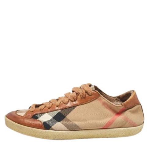 Pre-owned Canvas sneakers Burberry Vintage , Brown , Dames