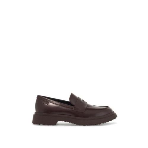 Loafers van geborsteld leer met rubberen logo Camper , Brown , Dames