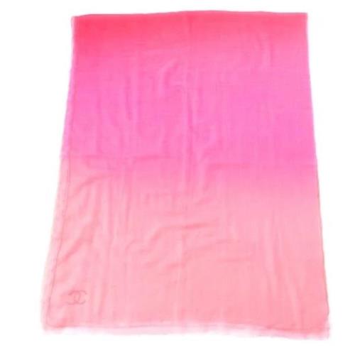 Pre-owned Cashmere scarves Chanel Vintage , Pink , Dames