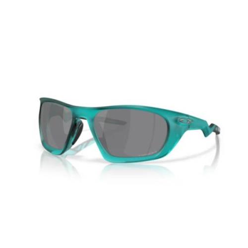 Stijlvolle zonnebril voor buitenactiviteiten Oakley , Green , Heren