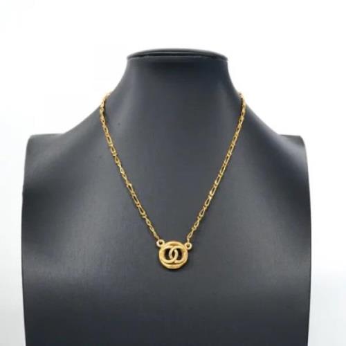 Pre-owned Metal chanel-jewelry Chanel Vintage , Yellow , Dames