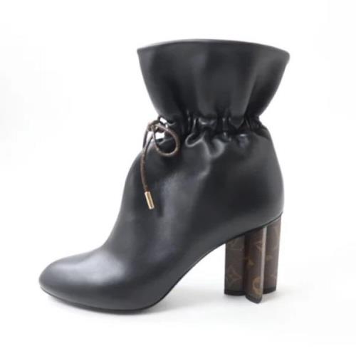 Pre-owned Leather boots Louis Vuitton Vintage , Black , Dames