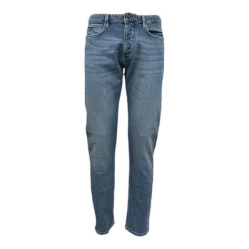 Slim Fit Denim Jeans met Leren Logo Emporio Armani , Blue , Heren