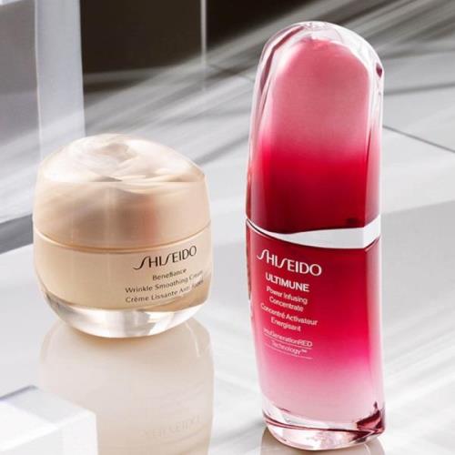 Shiseido Ultimune and Wrinkle Smoothing Set