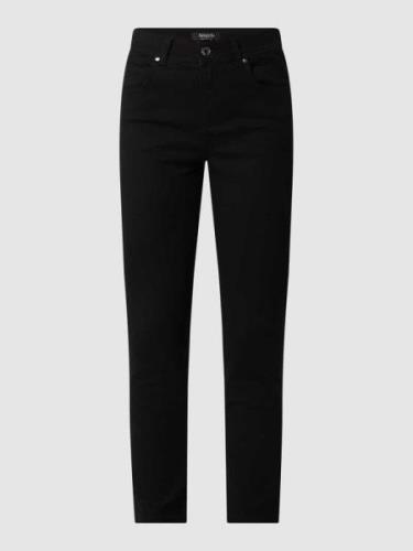 Korte jeans met labelpatch, model 'Ornella'