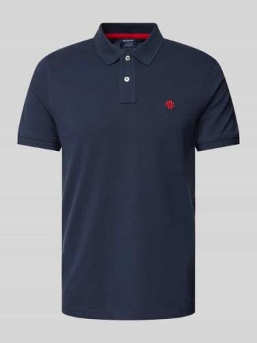 Regular fit poloshirt met labelstitching