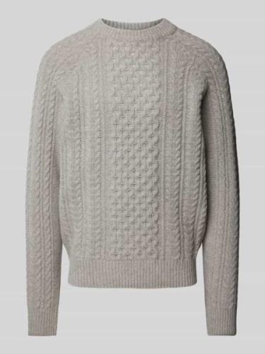 Gebreide pullover met ribboorden