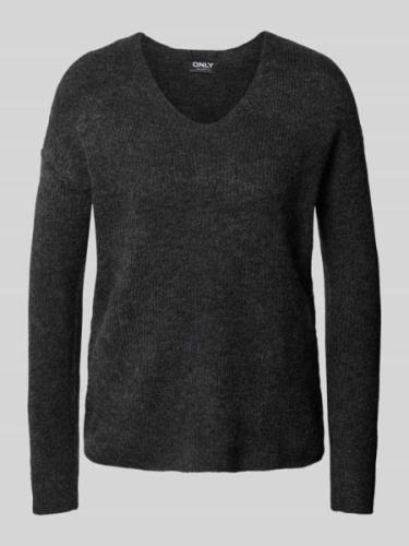 Pullover met V-hals, model 'CAMILLA'