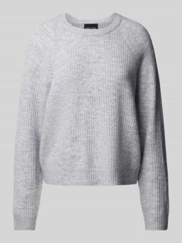 Relaxed fit pullover met ronde hals, model 'OLLA'