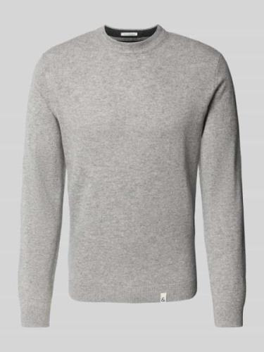 Gebreide pullover met labeldetails