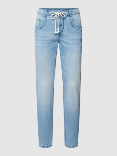 Straight fit jeans