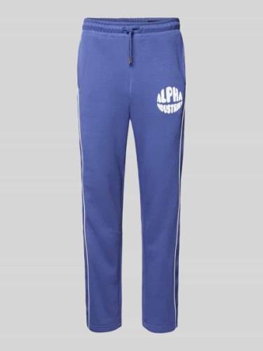 Regular fit sweatpants met labelprint