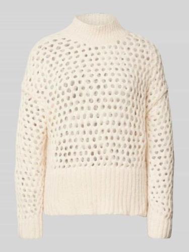 Regular fit gebreide pullover met broderie anglaise, model 'BILLIE'