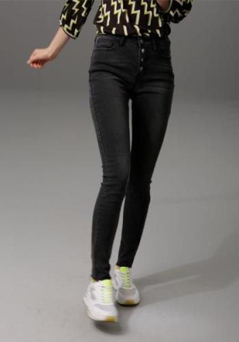 NU 25% KORTING: Aniston CASUAL Skinny fit jeans regular waist