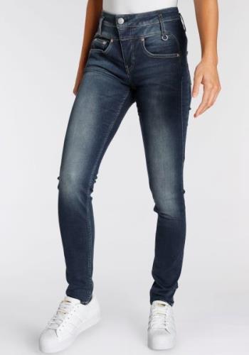 NU 20% KORTING: Herrlicher Slim fit jeans SHARP SLIM REUSED DENIM Aanh...
