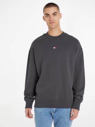 TOMMY JEANS Sweatshirt TJM RLX XS BADGE CREW met tommy jeans borduurse...