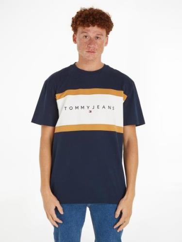 TOMMY JEANS T-shirt TJM REG CUT & SEW TEE met groot merkopschrift