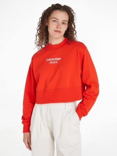 NU 20% KORTING: Calvin Klein Sweatshirt STACKED INSTITUTIONAL CREWNECK