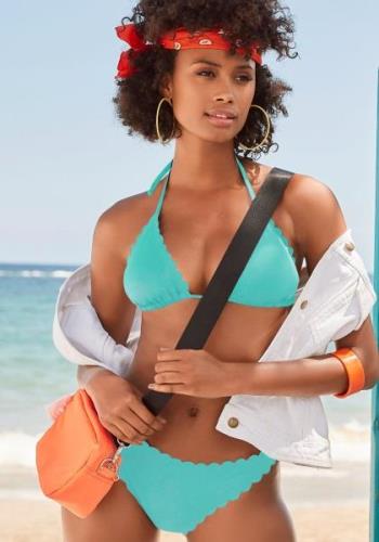 NU 25% KORTING: Lascana Bikinibroekje Scallop in strak brazilian model