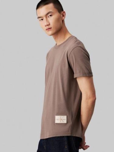 NU 20% KORTING: Calvin Klein T-shirt BADGE TURN UP SLEEVE